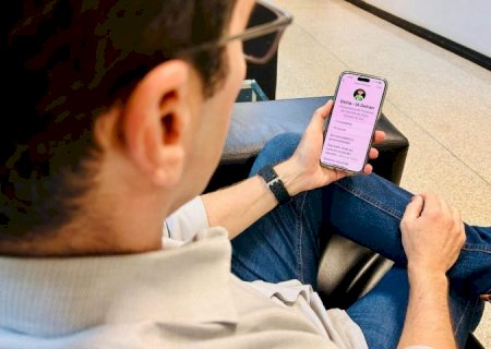 Motoristas com placas final 3 e 9 têm até o fim do mês para licenciar veículos de forma 100% online