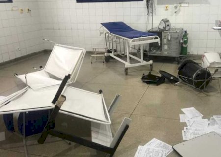 Homem que surtou em UPA deixa mulher ferida ao sair da unidade em Dourados