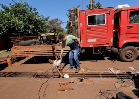 Prefeitura refaz boca de dragão na Avenida Indaiá e asfalta trecho crítico da região