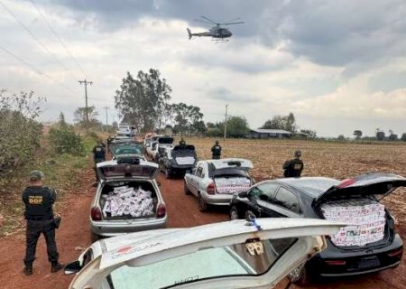 Comboio com 17 ve&iacute;culos levava R$ 1,4 milh&atilde;o em contrabando