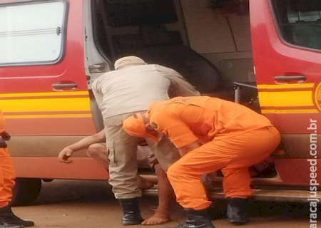 Homem é preso em flagrante com duas facas após tentativa de homicídio em Maracaju