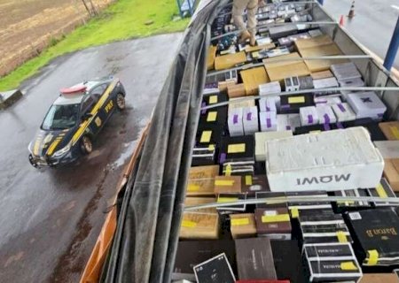 Em Caarapó, motorista &eacute; preso com vinhos argentinos, franceses e portugueses contrabandeados