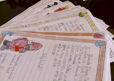 Papai Noel dos Correios: 5 mil cartinhas esperam por adoção em MS