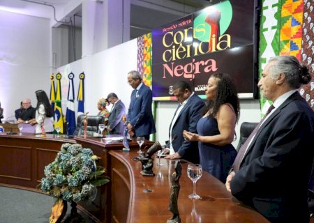 Câmara de Vereadores tem plenário lotado durante sessão alusiva ao Dia da Consciência Negra