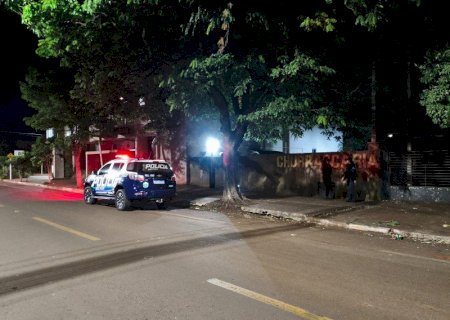 Homem é preso pela Polícia Militar após matar amigo com 2 facadas em em Itaporã