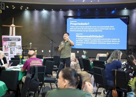 Maracaju encerra Formação em Educação Imaginal com encontro que reuniu mais de 100 professores