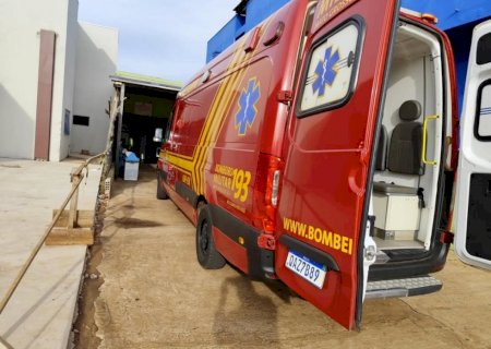 Menino de 7 anos fica ferido após colisão com ônibus na Vila Planalto, em Caarapó