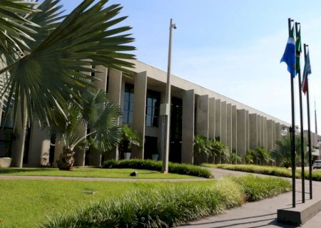 Lei que autoriza gratificações de até 100% em Caarapó pode ser considerada inconstitucional