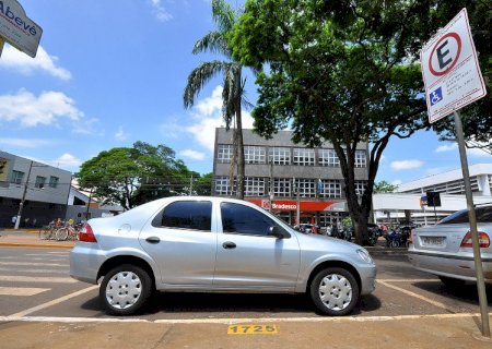 Parquímetro tem contrato encerrado em Dourados e novo serviço de estacionamento pago será licitado