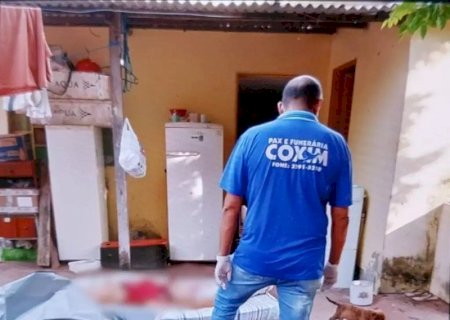 Idosa é morta a facada dentro de casa enquanto dormia