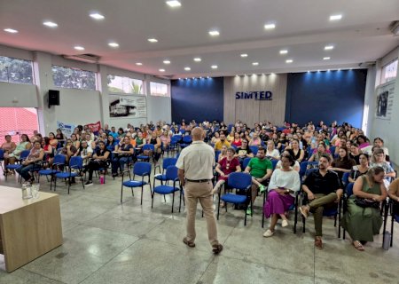 Prefeitura promove formação voltada para professores de Apoio Pedagógico Educacional