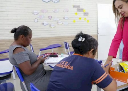 Plataforma do MEC facilita volta de jovens e adultos ao ensino público
