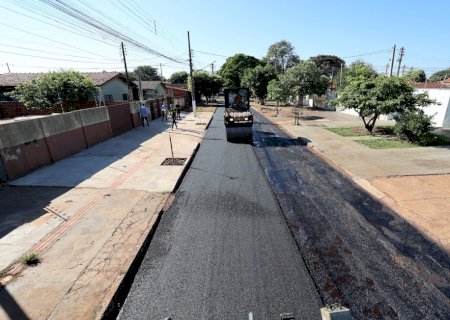 Prefeitura leva recapeamento ao Flórida II e melhora acesso ao Parque Antenor Martins