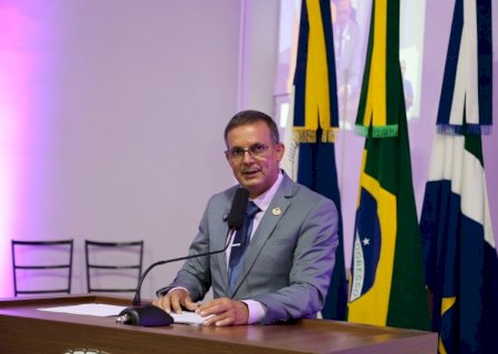 Comunidade escolar aciona vereador, e Cabral leva demandas urgentes da educação à Câmara