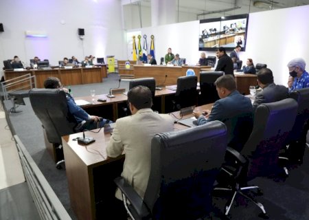 Câmara aprova modernização administrativa, projeto cultural e rejeita denúncia contra vereadora
