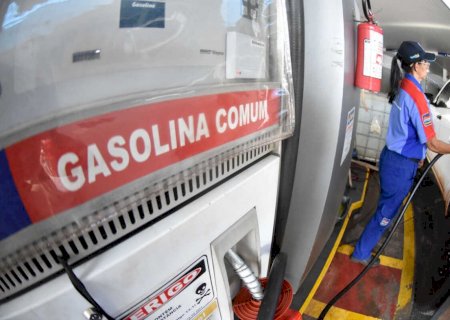Governo anuncia retirada de subsídio do diesel e indica corte no benefício à gasolina
