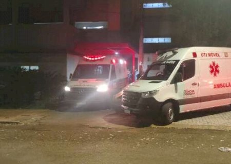 Paciente morre ap&oacute;s aguardar 7 horas por interna&ccedil;&atilde;o em ambul&acirc;ncia