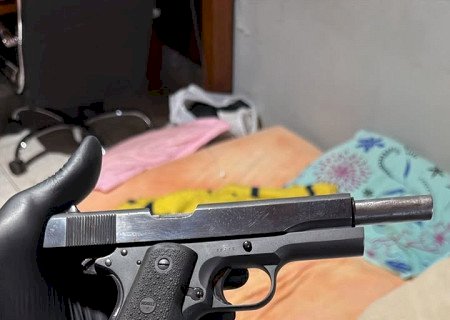 Operação encontra pessoa em cárcere privado e apreende armas durante investigação