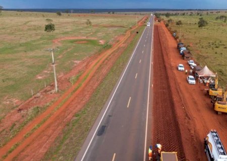 Obras de recuperação avançam por 870 km de rodovias em Mato Grosso do Sul
