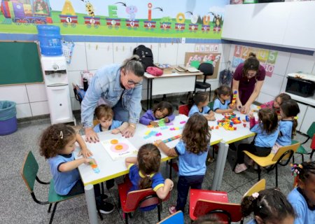 Prefeitura cria estrutura pedagógica da Política Municipal de Alfabetização