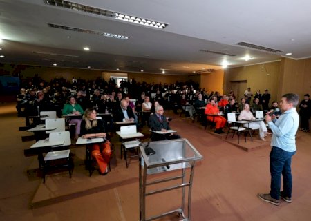 Prefeitura apresenta às forças de segurança, sistema que protege mulheres em situação de risco