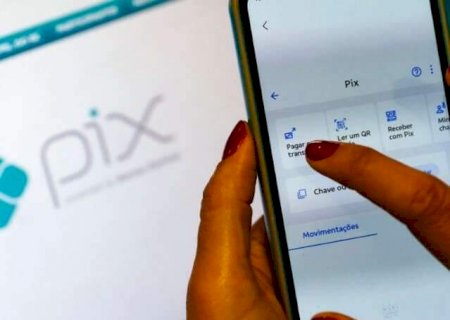 Banco libera Pix Autom&aacute;tico em conta-sal&aacute;rio e endurece regras contra fraudes