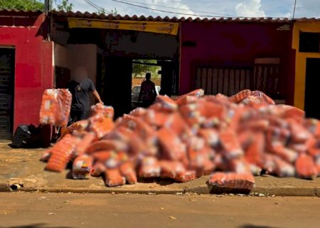 Polícia descobre esquema de desvio e apreende salgadinhos vendidos abaixo do preço