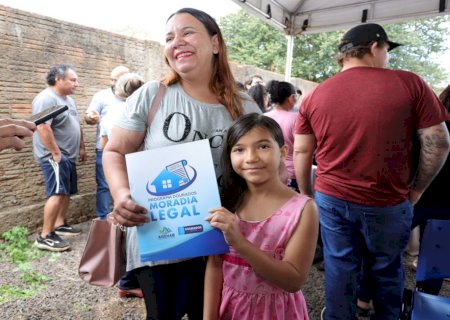 Prefeitura regulariza mais de 2 mil imóveis e garante segurança jurídica às famílias