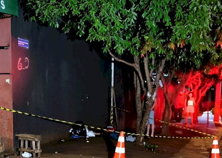 Homem é morto a tiros em cruzamento do Jardim Água Boa