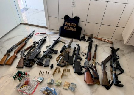 PF resgata 23 trabalhadores e apreende 14 armas em fazenda de candidato a deputado federal