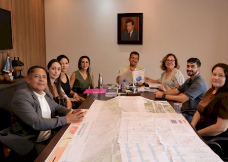 Prefeitura reúne dados sobre migrantes e debate planejamento de políticas públicas
