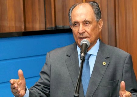 Zé Teixeira cobra saneamento em Dourados e polícia 24h em Culturama