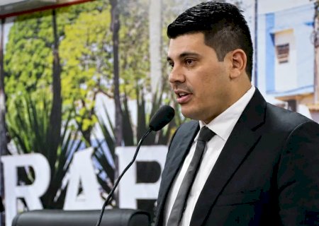 Celso Capovilla cobra Energisa sobre constantes quedas de energia e prejuízo a moradores