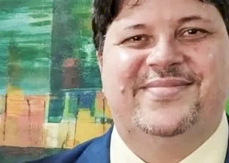 Jornalista brasileiro crítico a Milei é deportado da Argentina