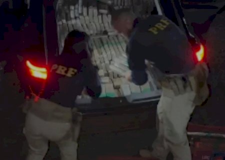 Motorista foge da PRF e abandona carro com 1 tonelada de maconha